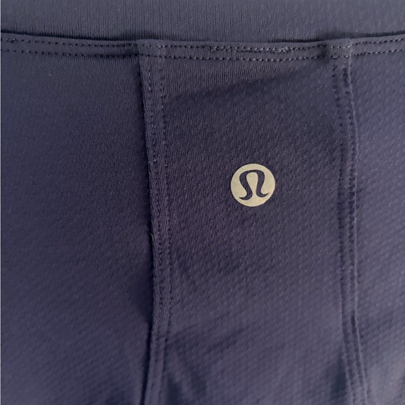 Lululemon Athletica Deep Blue Crop Top - Picture 3 of 5